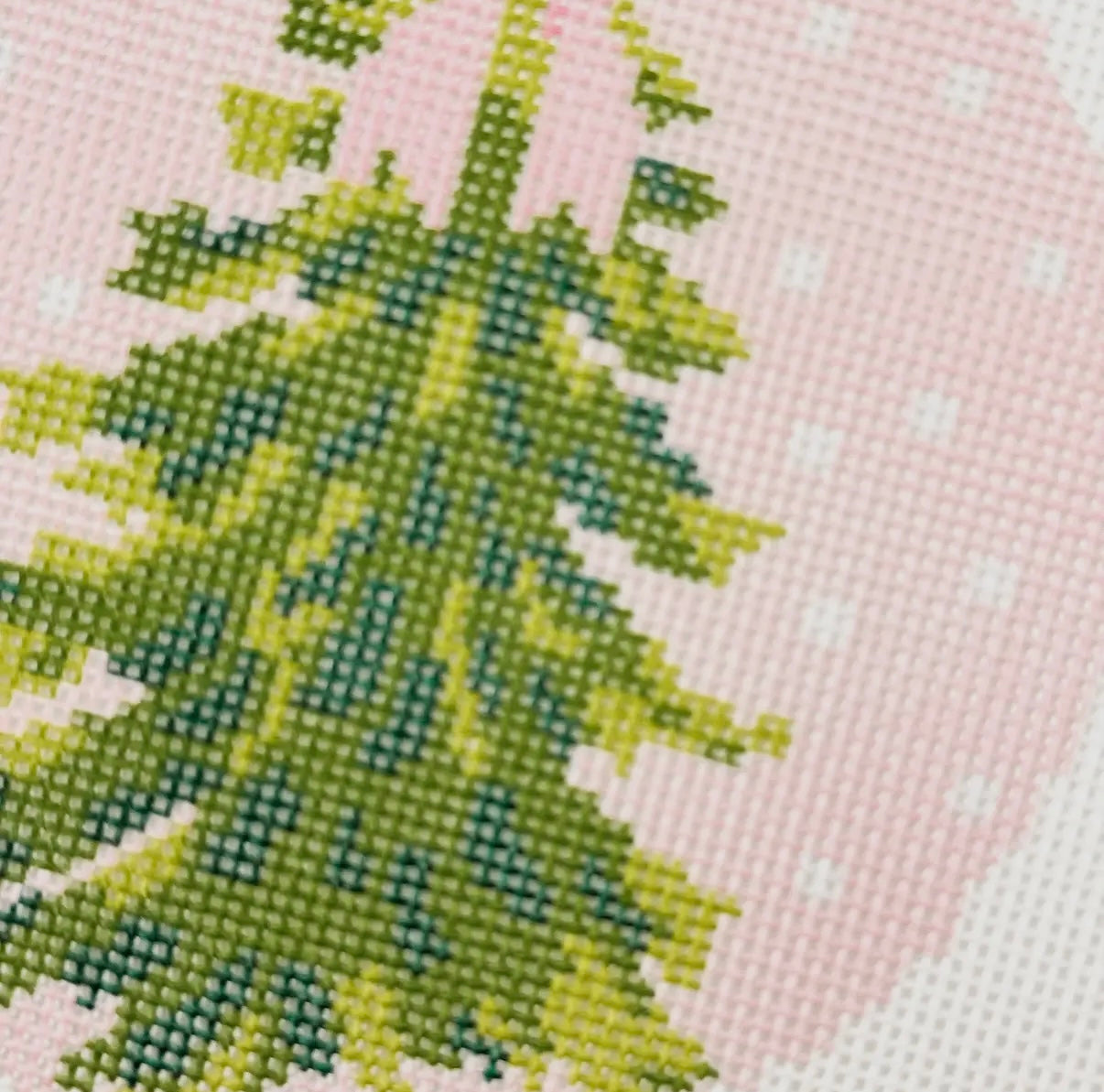 Christmas Tree Bow Needlepoint Canvas